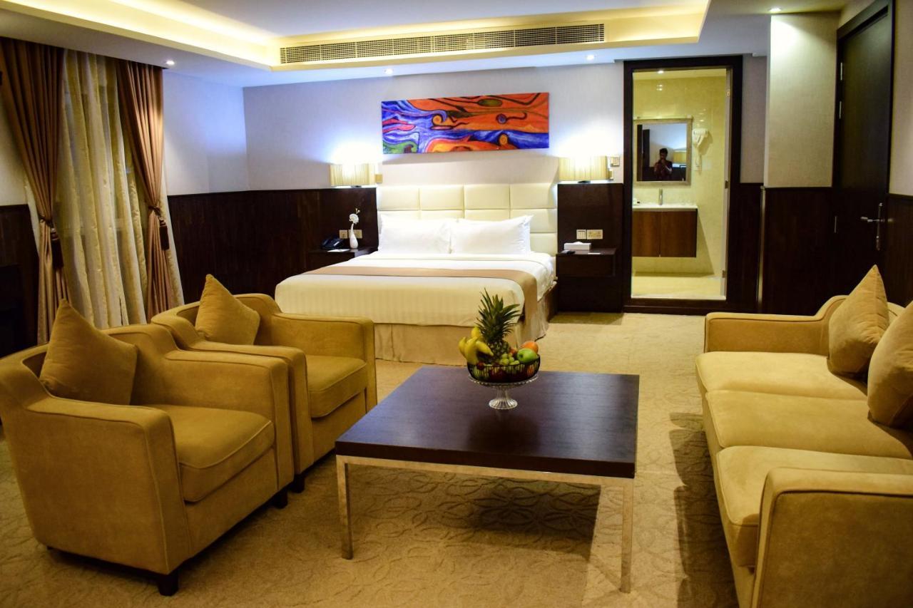 The Secure Inn Hotel Muscat Exterior foto